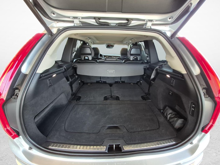 immagine del veicolo VOLVO XC90