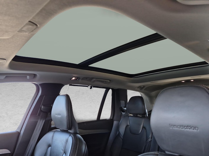 immagine del veicolo VOLVO XC90