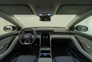 Ford Explorer Extended Range Premium AWD