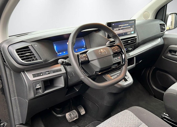 Vehicle image 13 Vehicle image 13