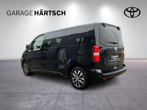Toyota PROACE Verso L1 2.0 D Trend