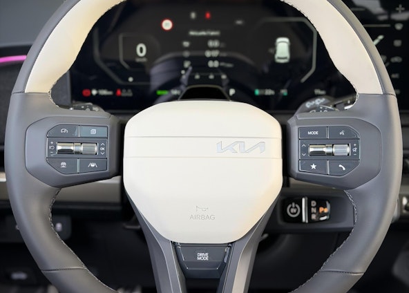 Fahrzeugbild 6 Fahrzeugbild 6