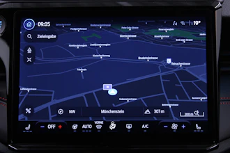 https://vehicle.imgix.net/4185749/d0c7cf43-b62f-4543-a5d6-c0319ab714a7.JPG