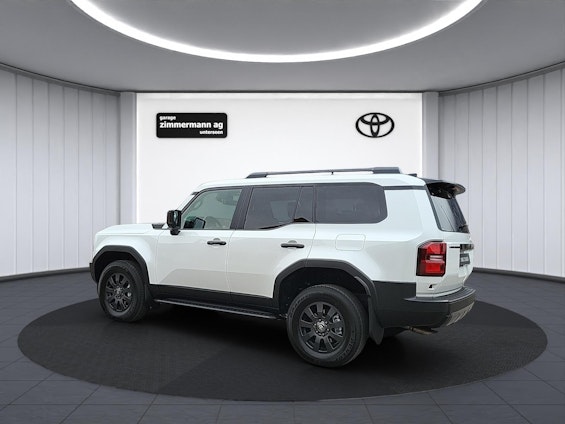 Vehicle image 9 Vehicle image 9