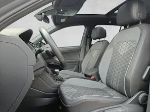 VW Tiguan 2.0 TDI SCR R-Line Black Style DSG *8- Fach Räder*