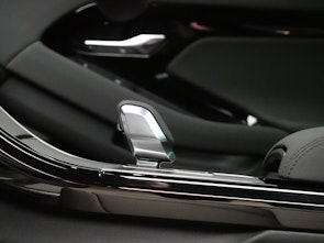 Vehicle image LAND ROVER Range Rover Evoque 1.5 T 270e Dynamic SE