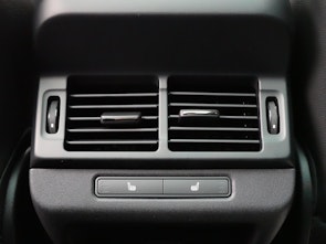 Vehicle image LAND ROVER Range Rover Evoque 1.5 T 270e Dynamic SE