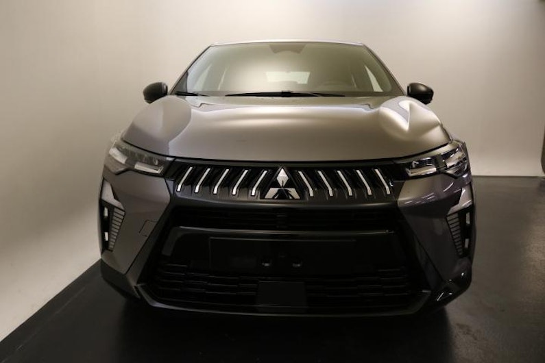 Vehicle image MITSUBISHI GRANDIS