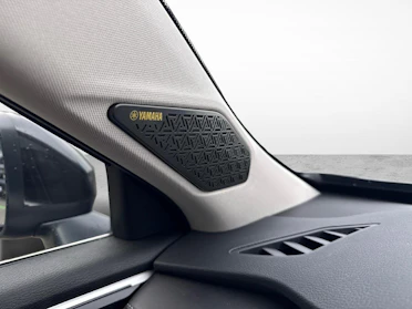 MITSUBISHI OUTLANDER 17