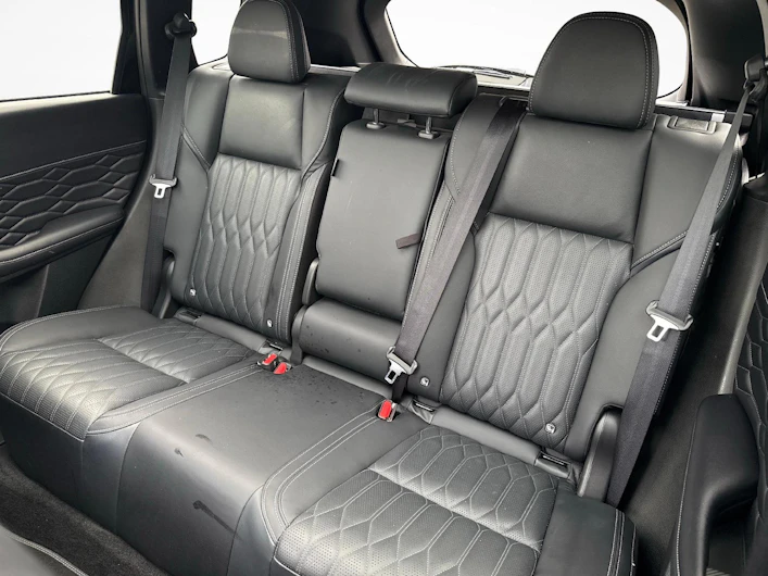 Fahrzeugbild MITSUBISHI OUTLANDER