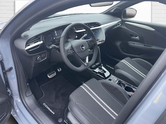 Vehicle image 5 Vehicle image 5