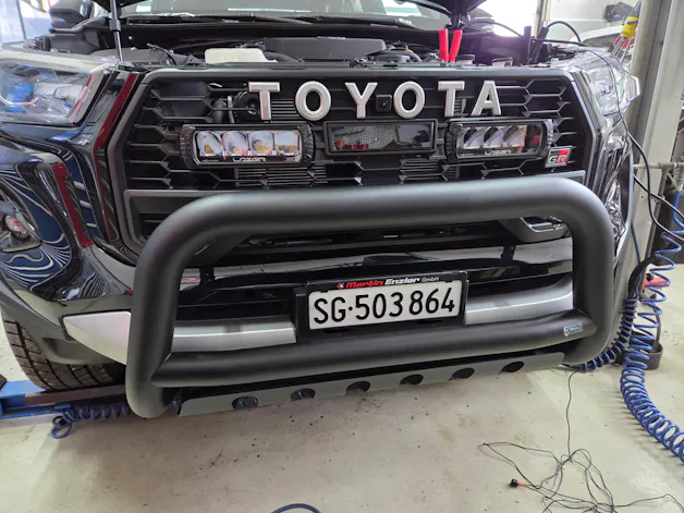 Toyota Hilux Double Cab.-Pick-up 2.8 D-4D 230 GR Sport II