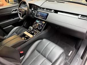 Land Rover Range Rover Velar 3.0 I6 R-Dynamic HSE