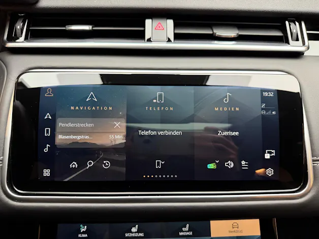 Land Rover Range Rover Velar 3.0 I6 R-Dynamic HSE