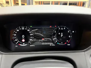 Land Rover Range Rover Velar 3.0 I6 R-Dynamic HSE