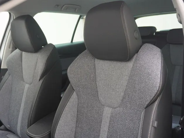 Škoda Octavia 1.5 TSI mHEV Selection-Lodge DSG