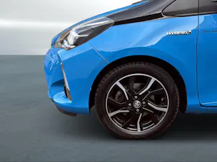 Toyota Yaris 1.5 VVT-i HSD Limited