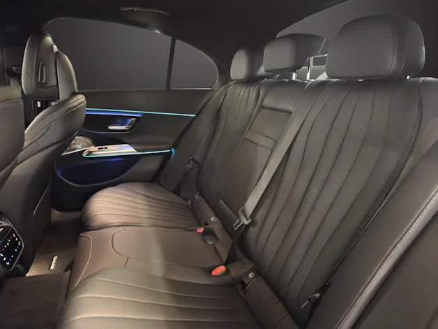 Mercedes-Benz E 220 d 4Matic 9G-Tronic