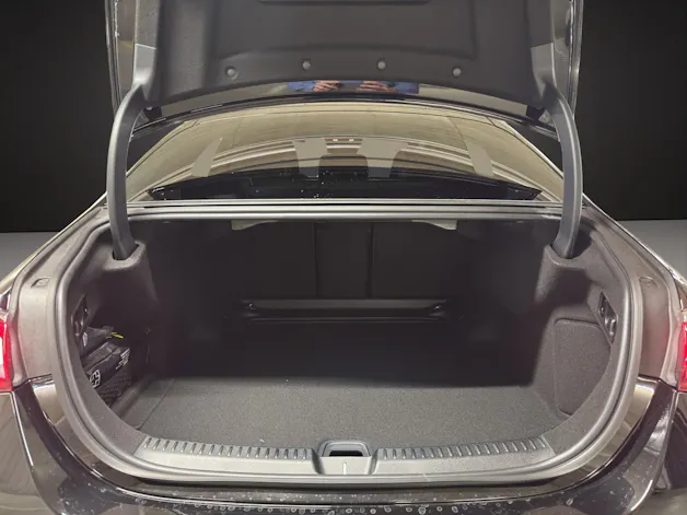 Mercedes-Benz E 220 d 4Matic 9G-Tronic