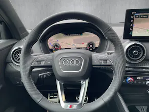 Audi Q2 35 TFSI S line S-tronic