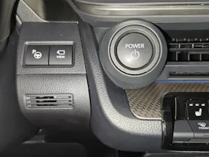 Toyota Prius 2.0 Plug-In-Hybrid Premium