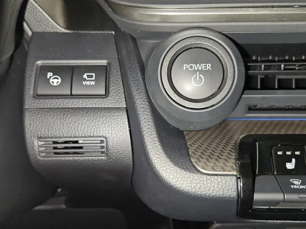 Toyota Prius 2.0 Plug-In-Hybrid Premium
