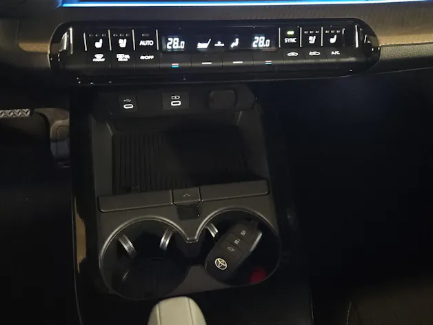 Toyota Prius 2.0 Plug-In-Hybrid Premium