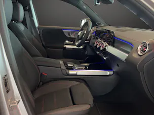 Mercedes-Benz EQB 350 4M Swiss Star AMG
