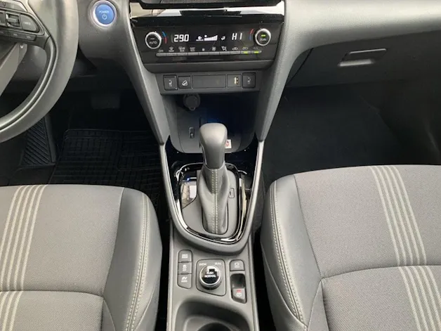 Toyota Yaris Cross 1.5 Elegant e-CVT AWDi
