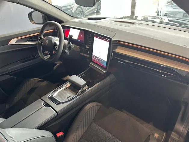 Renault Rafale 1.2 E-Tech Hybrid 200 Esprit Alpine