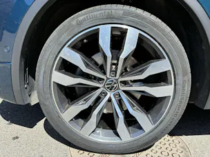 VW Tiguan R-Line 2.0TSI 245PS DSG 4M
