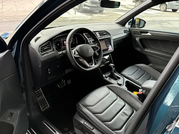 VW Tiguan R-Line 2.0TSI 245PS DSG 4M