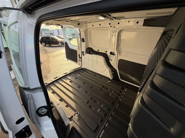 VW Caddy Cargo 2.0TDI Entry mit Klima