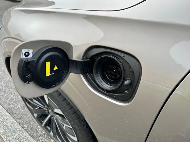 Volvo XC60 T8 eAWD PluginHybrid Ultra Dark Geartronic
