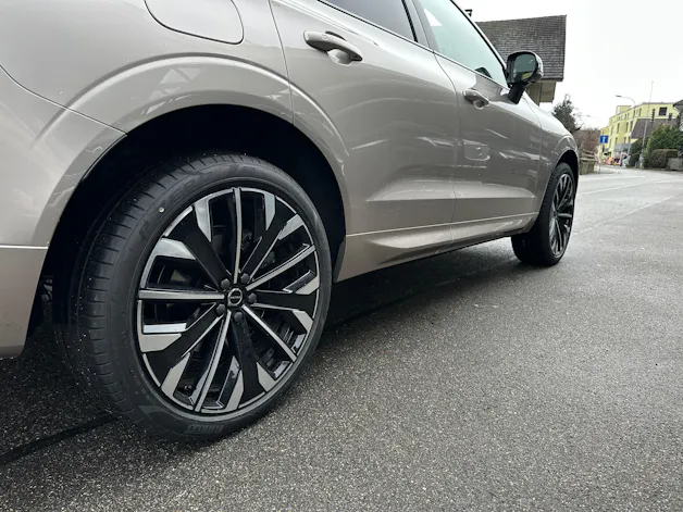Volvo XC60 T8 eAWD PluginHybrid Ultra Dark Geartronic
