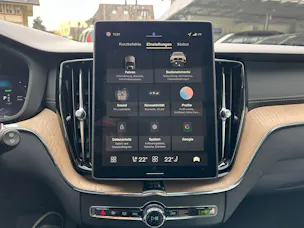 Volvo XC60 T8 eAWD PluginHybrid Ultra Dark Geartronic