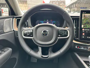 Volvo XC60 T8 eAWD PluginHybrid Ultra Dark Geartronic