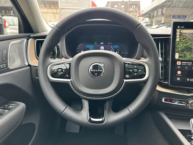 Volvo XC60 T8 eAWD PluginHybrid Ultra Dark Geartronic