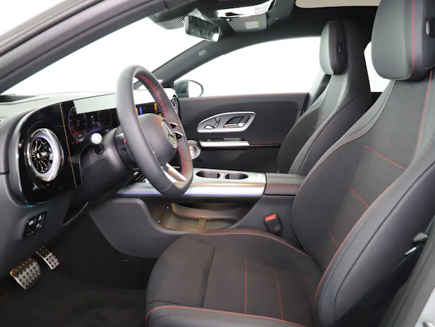 Mercedes-Benz CLA 220 8G-DCT 4Matic