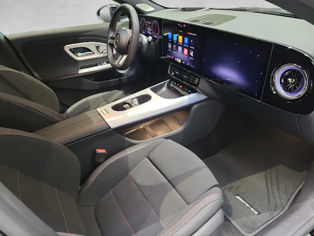 Mercedes-Benz CLA 200 7G-DCT