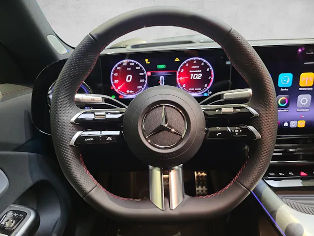Mercedes-Benz CLA 200 7G-DCT