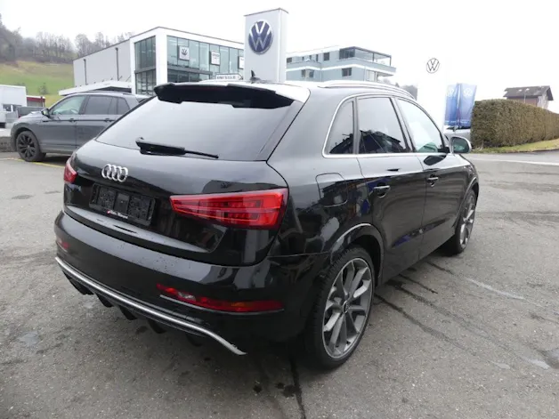 Audi RS Q3 2.5 TFSI performance quattro S-tronic