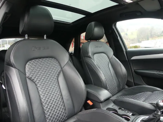 Audi RS Q3 2.5 TFSI performance quattro S-tronic