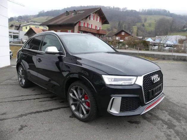 Audi RS Q3 2.5 TFSI performance quattro S-tronic