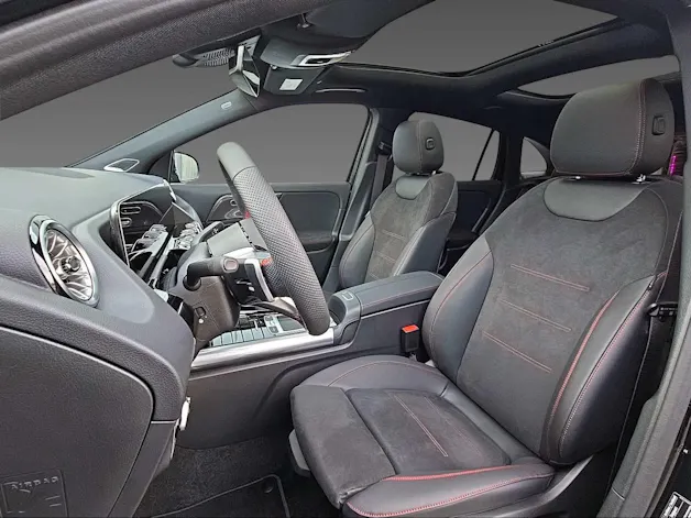 Mercedes-Benz GLA 220 d 4Matic Swiss Star