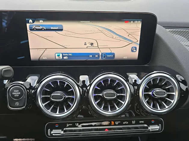 Mercedes-Benz GLA 220 d 4Matic Swiss Star