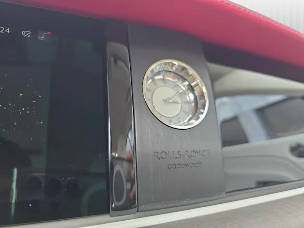 Rolls Royce ROLLS-ROYCE SPECTRE - Demo Fahrzeug - Herstellergarantie bis März 2030