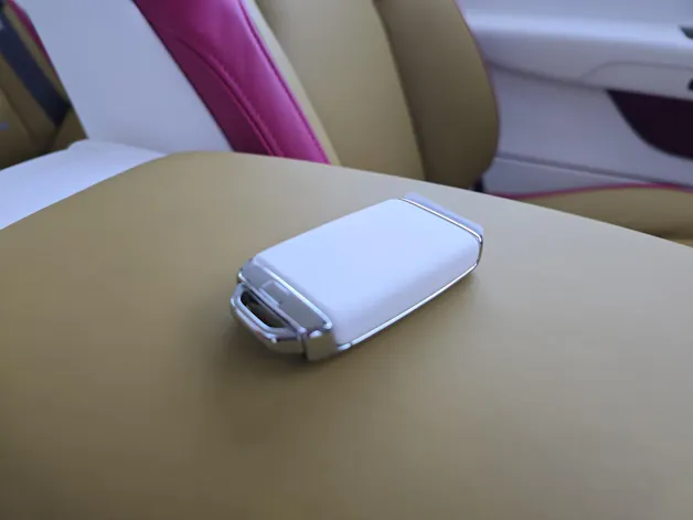 Rolls Royce ROLLS-ROYCE SPECTRE - Demo Fahrzeug - Herstellergarantie bis März 2030
