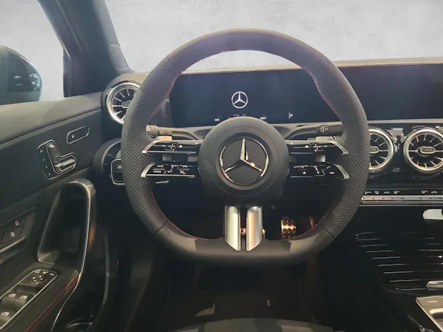 Mercedes-Benz A 220 4Matic 8G-DCT