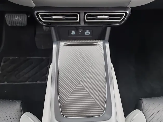 BYD Dolphin Surf Active